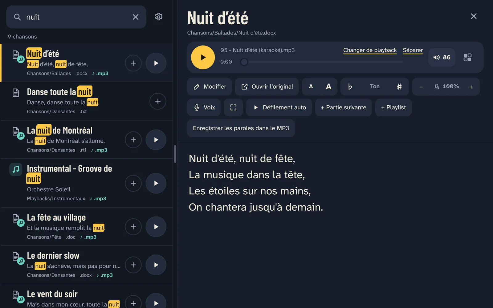 La recherche « nuit » trouve les chansons par titre ou par paroles ; la chanson s’ouvre à côté de la liste.
